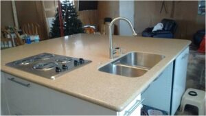 seamless countertop and undermount sinks